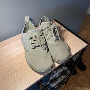 Adidas Olive NMD run